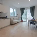 Margidore Apartment Lacona